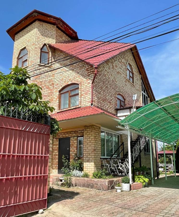 Guest House Visit Cholpon-Ata Exterior foto