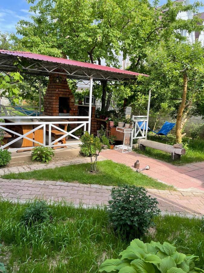 Guest House Visit Cholpon-Ata Exterior foto