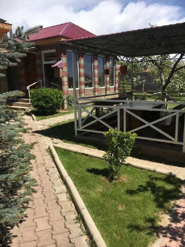 Guest House Visit Cholpon-Ata Exterior foto